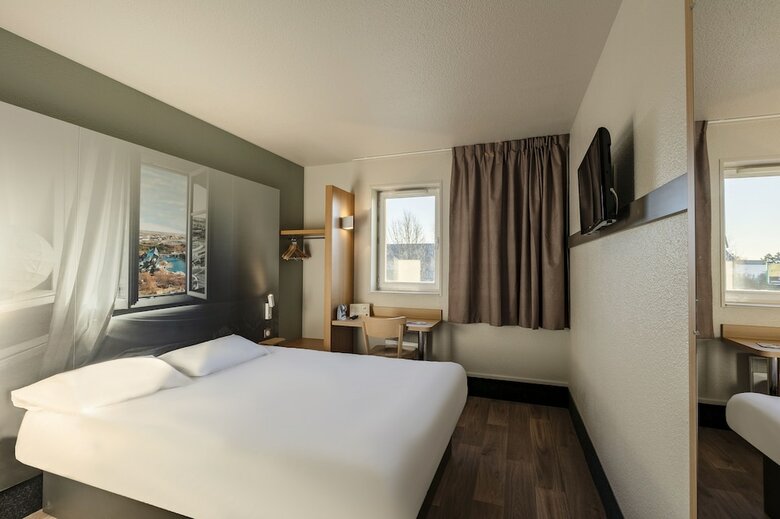 Hotel B&B H�tel Poitiers 1 Futuroscope