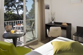 Hotel H�tel Corniche Du Liouquet