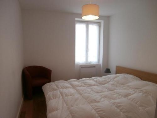 Rental Apartment Passage Bon Air