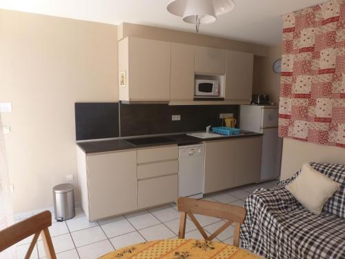 Apartamento Village Naturiste - H�liopolis