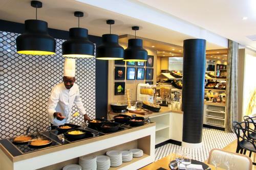 Hotel Holiday Inn Paris Cdg Airport