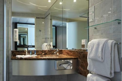 Hotel Holiday Inn Paris Cdg Airport