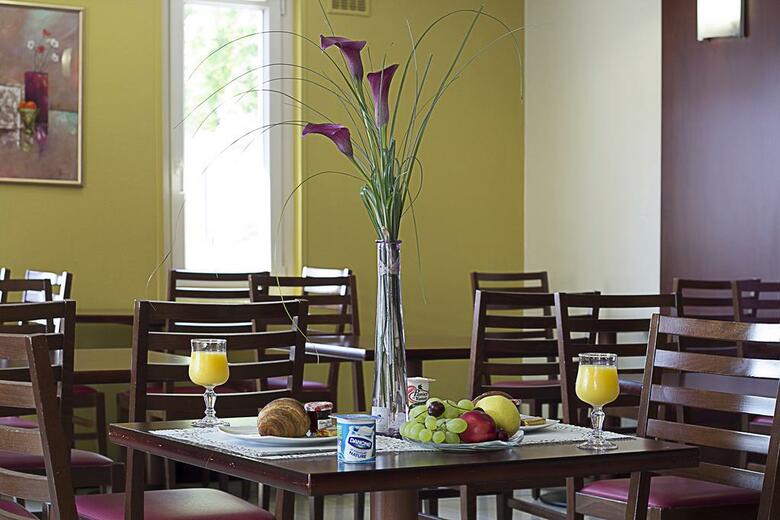 Hotel Kyriad Bordeaux Lormont