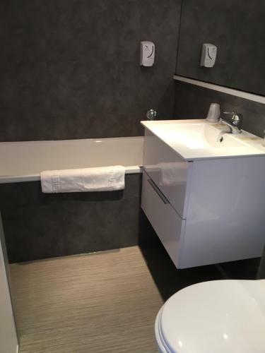 Hotel H�tel Les Rives Bleues