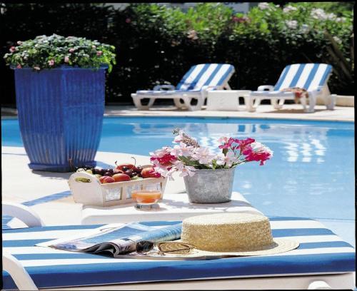 Hotel H�tel Les Rives Bleues