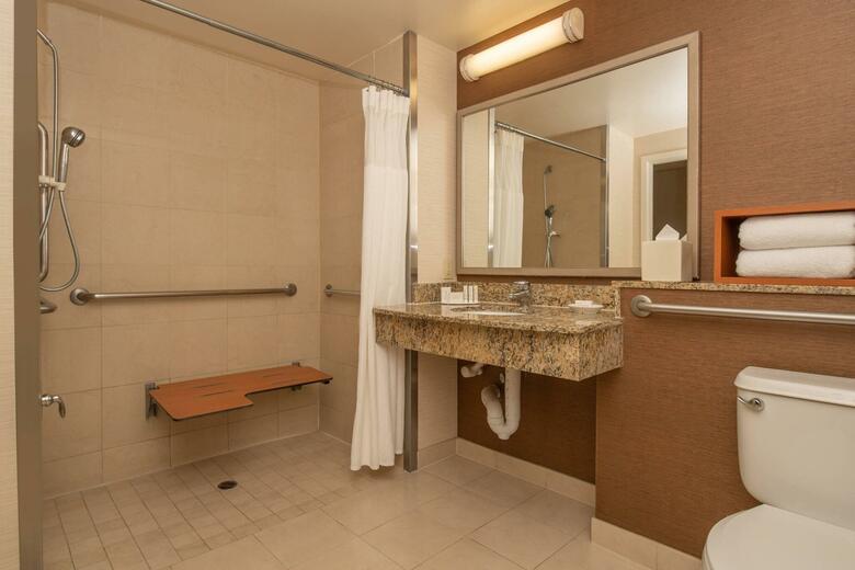 Hotel Fairfield Inn Sacramento Cal Expo