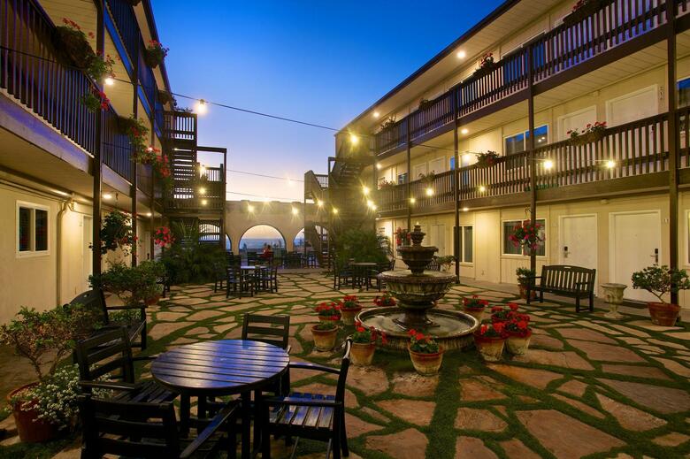 Ocean Beach Hotel