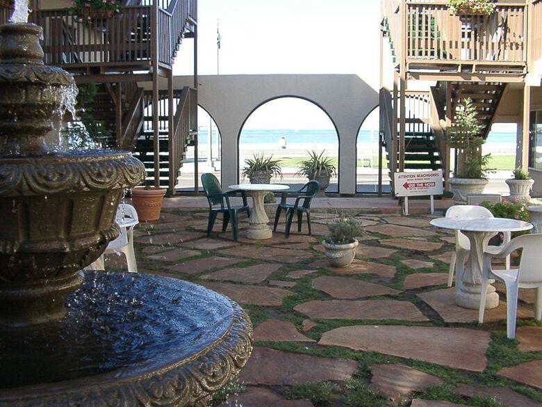 Ocean Beach Hotel