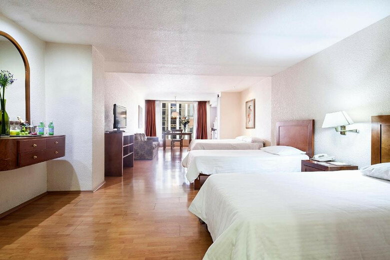 Hotel Exe Suites San Marino