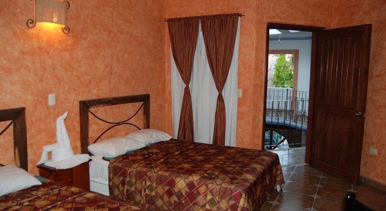 Hotel Alux Playa