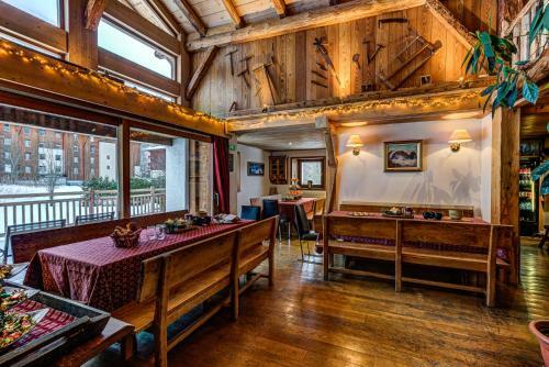Chalet Tissi�res