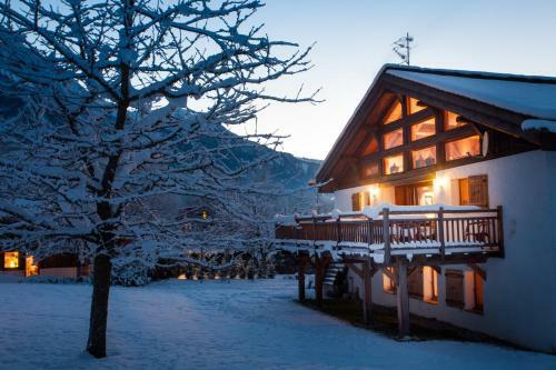 Chalet Tissi�res
