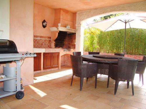 Holiday Home Villa Les Fourches