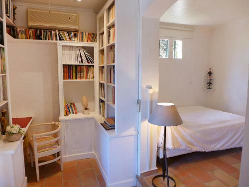 Holiday Home L'oustalounet