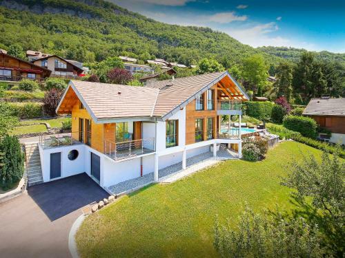 Villa Flying Dragon - Ovo Network