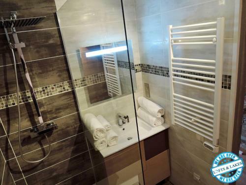 Apartamentos Les Bains "lofts & Lakes"