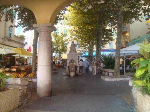 Apartamentos Cap Au Sud