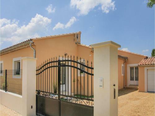 Three-bedroom Holiday Home In Mazan