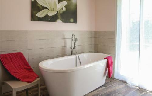 Three-bedroom Holiday Home In Mazan