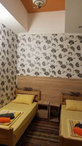 Hostal Nona's Guest House