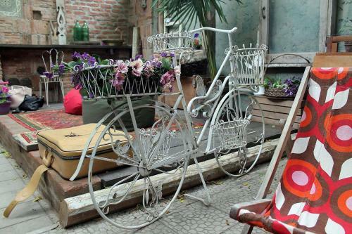 Hostal Nona's Guest House