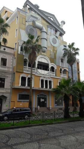 Apartment Na Rustaveli Ave