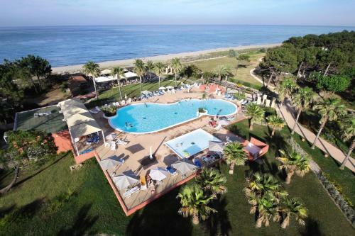 Hotel Belambra Clubs Borgo - Pineto - Half Board