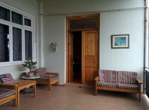 Hostal Guesthouse Natali
