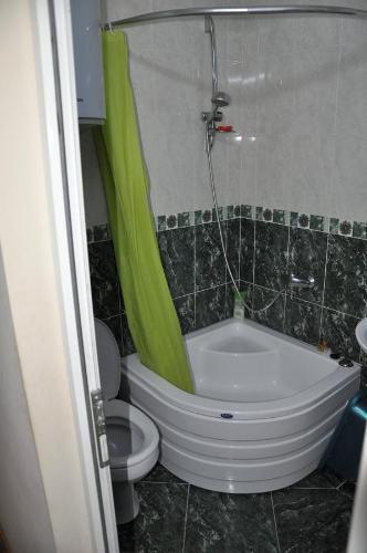 Apartment On Zurab Gorgiladze 38