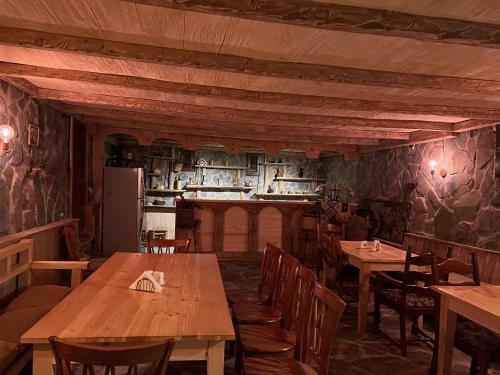 Hostal Laghami Guest House