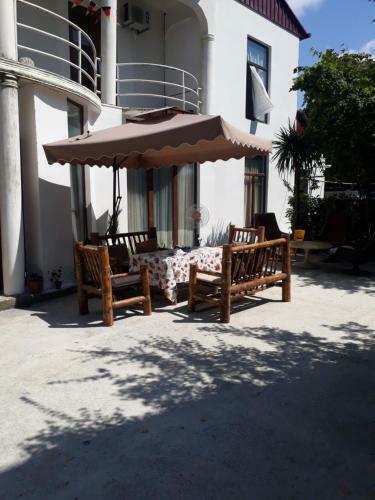 Hostal Merabi Guest House