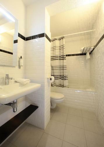 Hotel Logis H�tel Le Belv�d�re