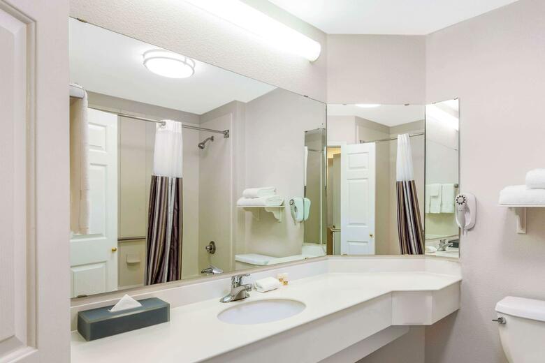 Hotel La Quinta Fremont