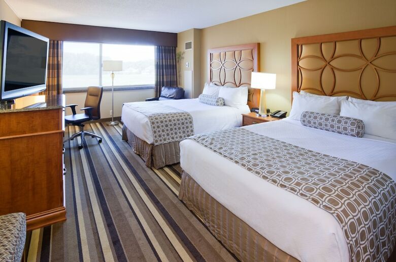 Radisson Hotel & Conference Center