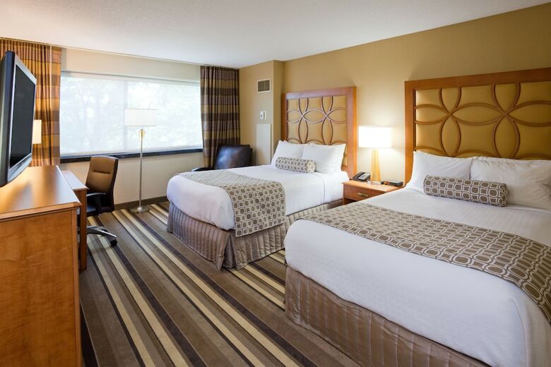 Radisson Hotel & Conference Center
