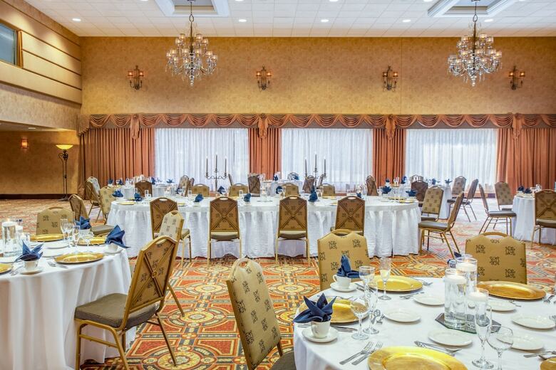Radisson Hotel & Conference Center