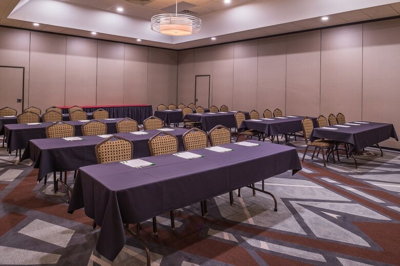 Hotel Holiday Inn Auburn