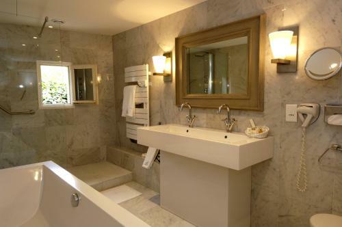 Hotel Le Brittany & Spa