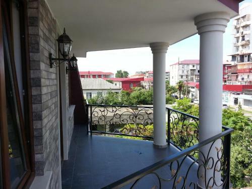 Hostal Guest House Rustaveli