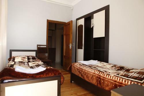 Hostal Guest House Zet