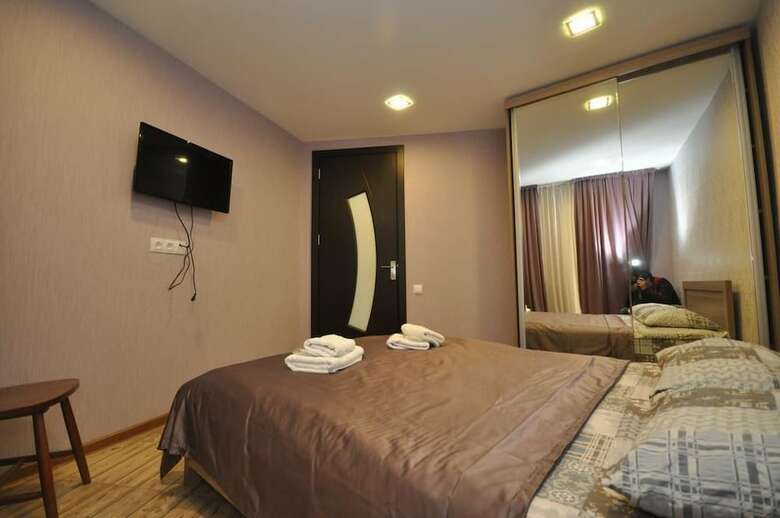 Hotel 7 Rooms