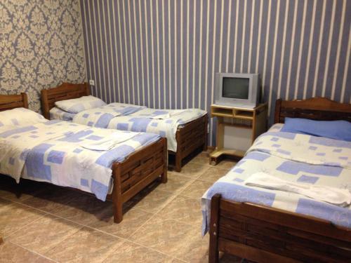 Hostal Meidani Guest House