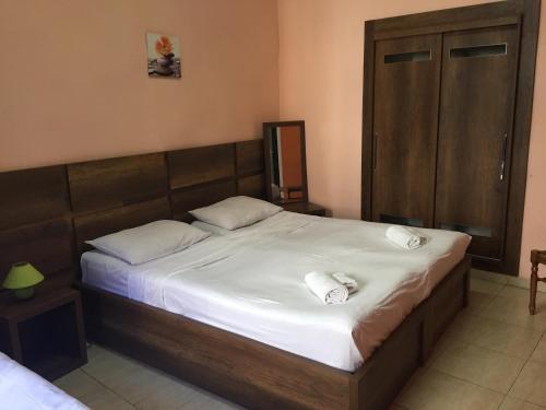 Hostal Meidani Guest House