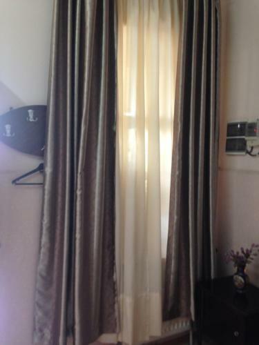 Hostal Meidani Guest House