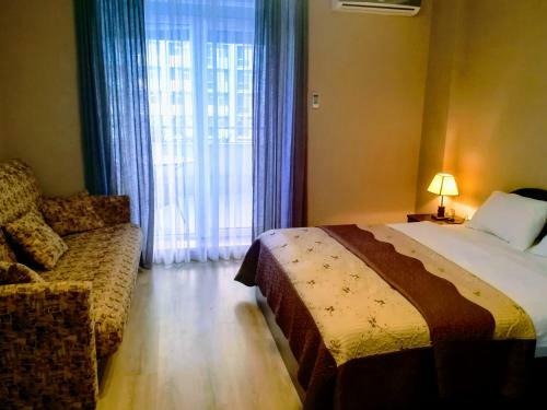 Sea Towers Apartments Manuk