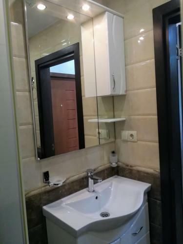 Sea Towers Apartments Manuk