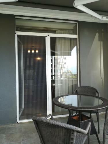 Sea Towers Apartments Manuk