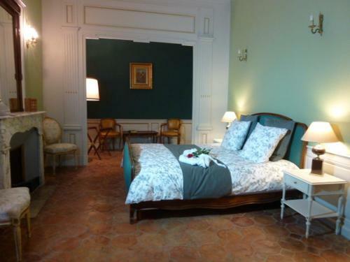 Hostal Hotel Cot� Cour Chambres D'hotes