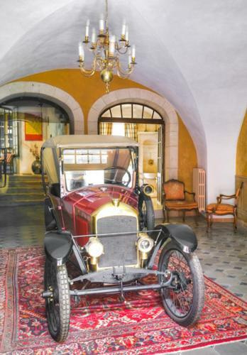 Hostal Hotel Cot� Cour Chambres D'hotes