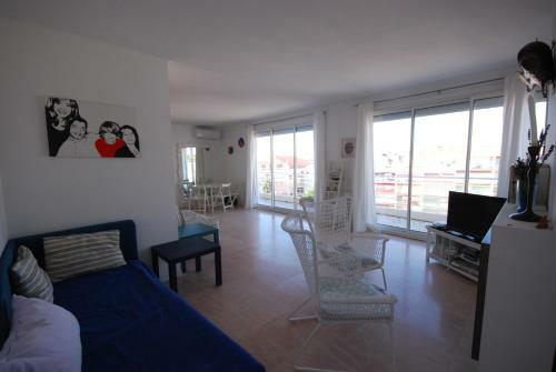 Palm Beach One Bedroom Apartment 48203